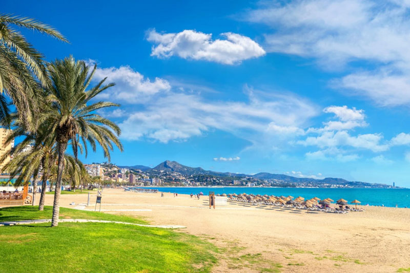 Plaże w Costa del Sol – TOP 10 najpiękniejszych plaż w regionie
