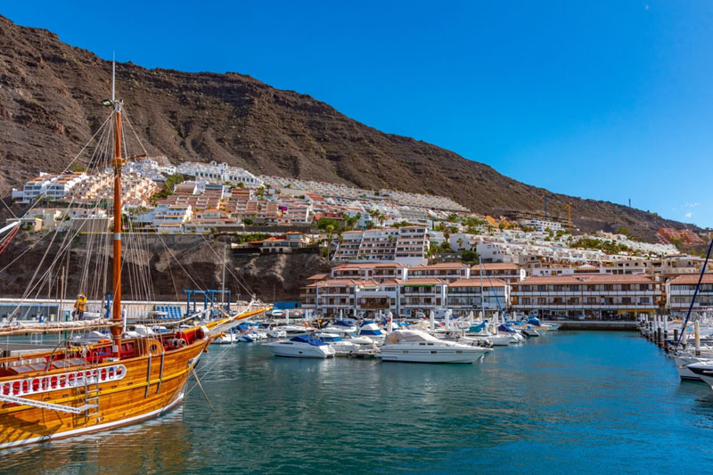 Marina w Los Gigantes